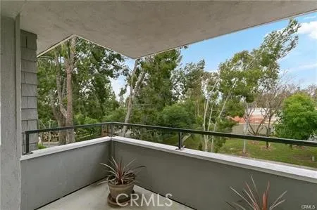 22422 Caminito Tecate #307 Laguna Hills, CA 92653
