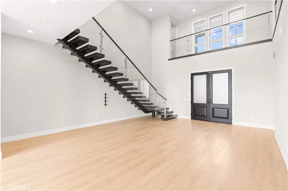 20144 W Marlow Way Porter Ranch, CA 91326