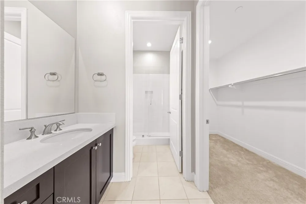 20144 W Marlow Way Porter Ranch, CA 91326