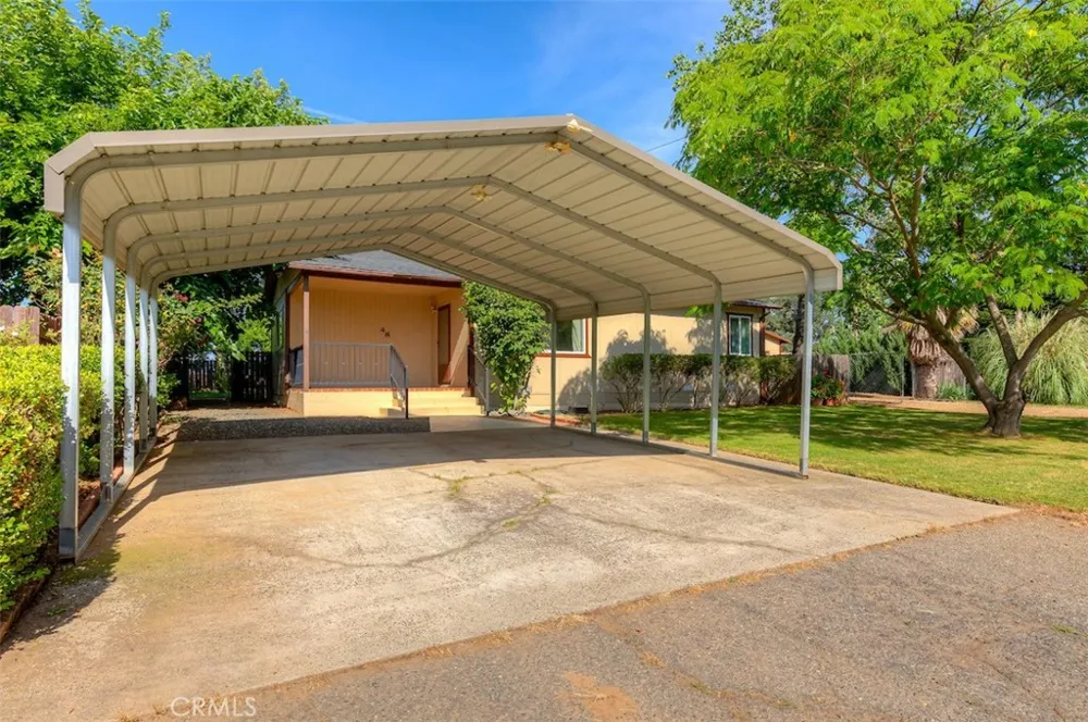 48 Hoover Oroville, CA 95966