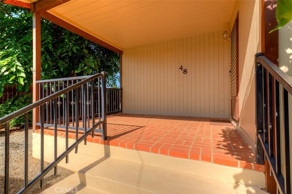 48 Hoover Oroville, CA 95966