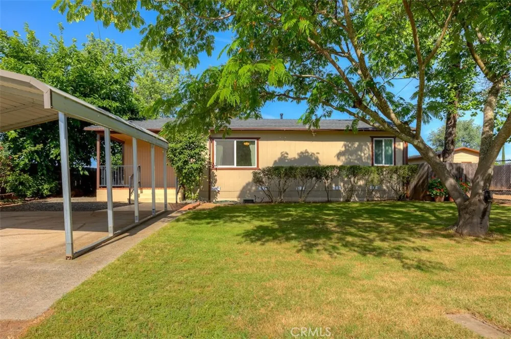 48 Hoover Oroville, CA 95966