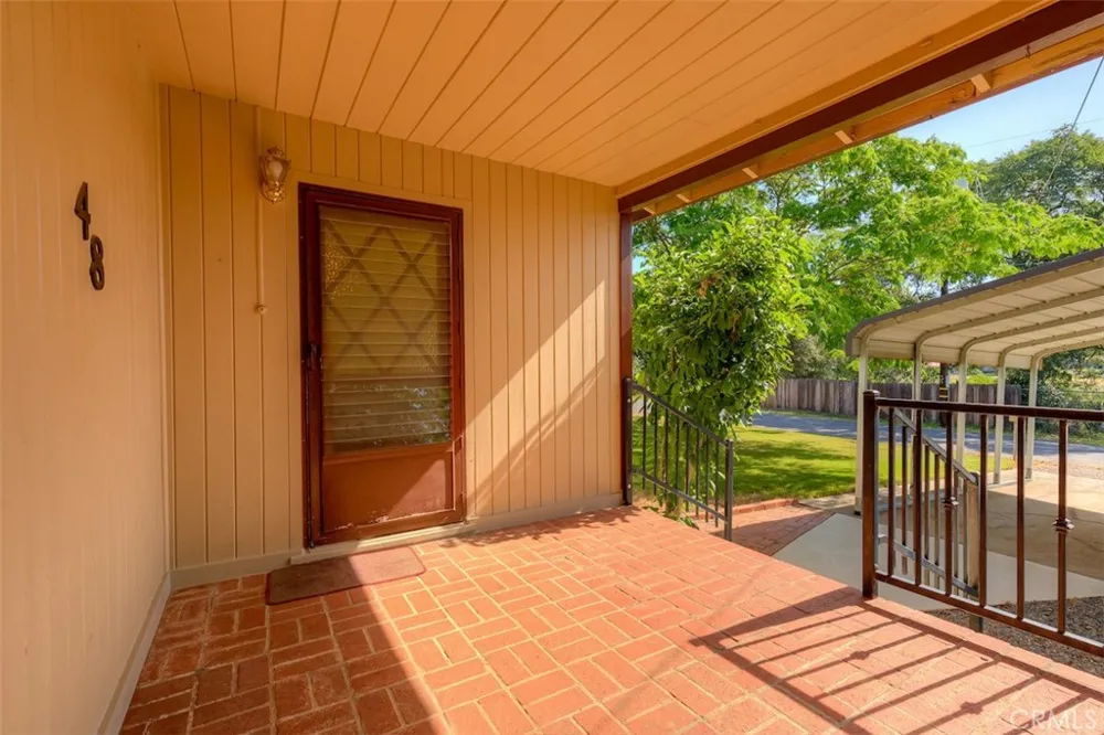 48 Hoover Oroville, CA 95966