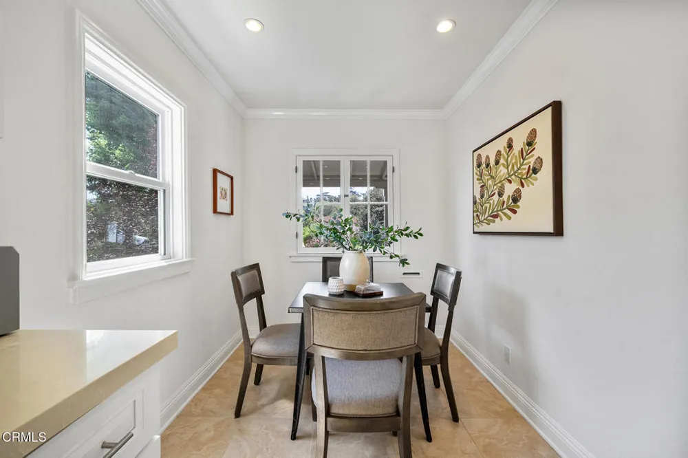 2370 Catherine Road Altadena, CA 91001