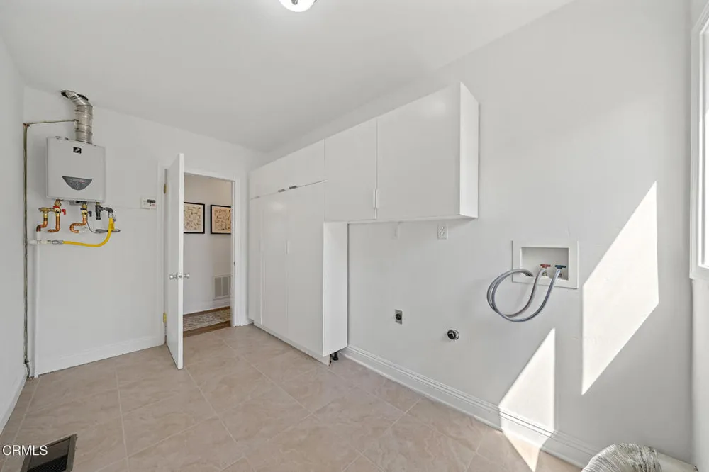 2370 Catherine Road Altadena, CA 91001