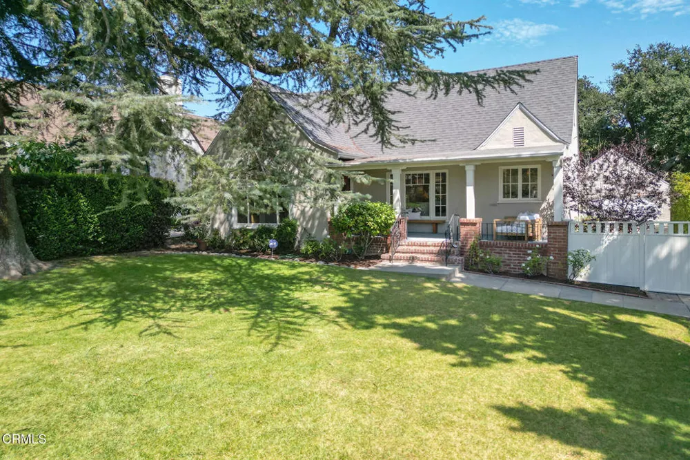 2370 Catherine Road Altadena, CA 91001