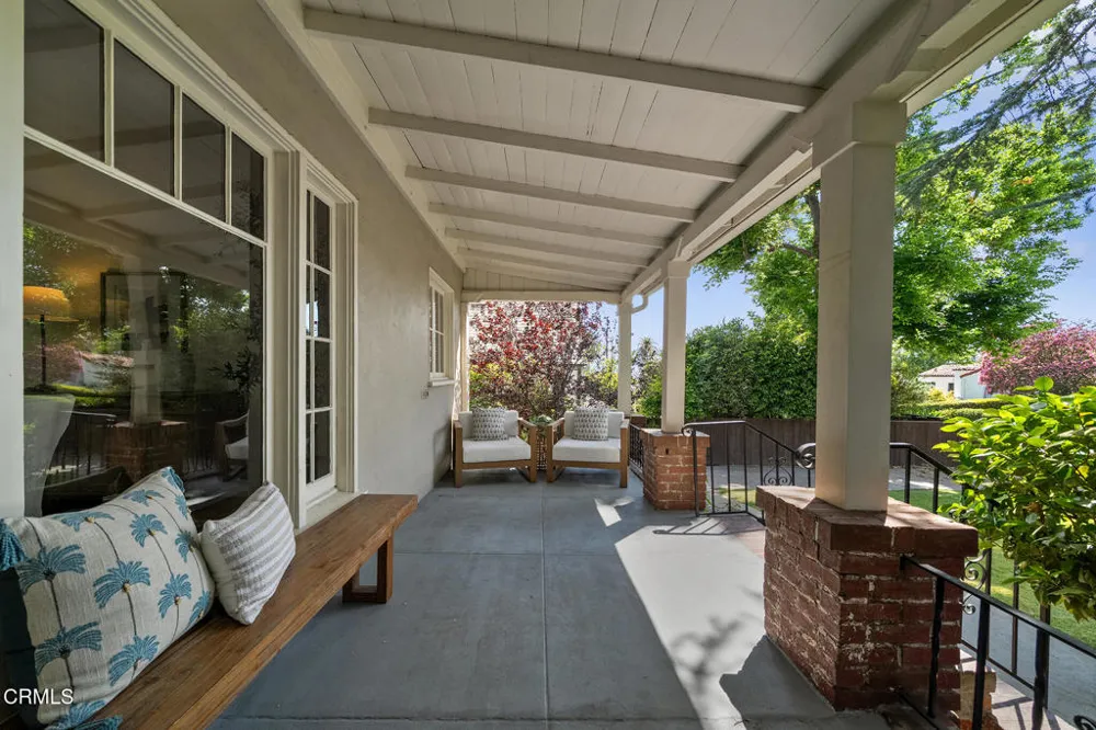 2370 Catherine Road Altadena, CA 91001