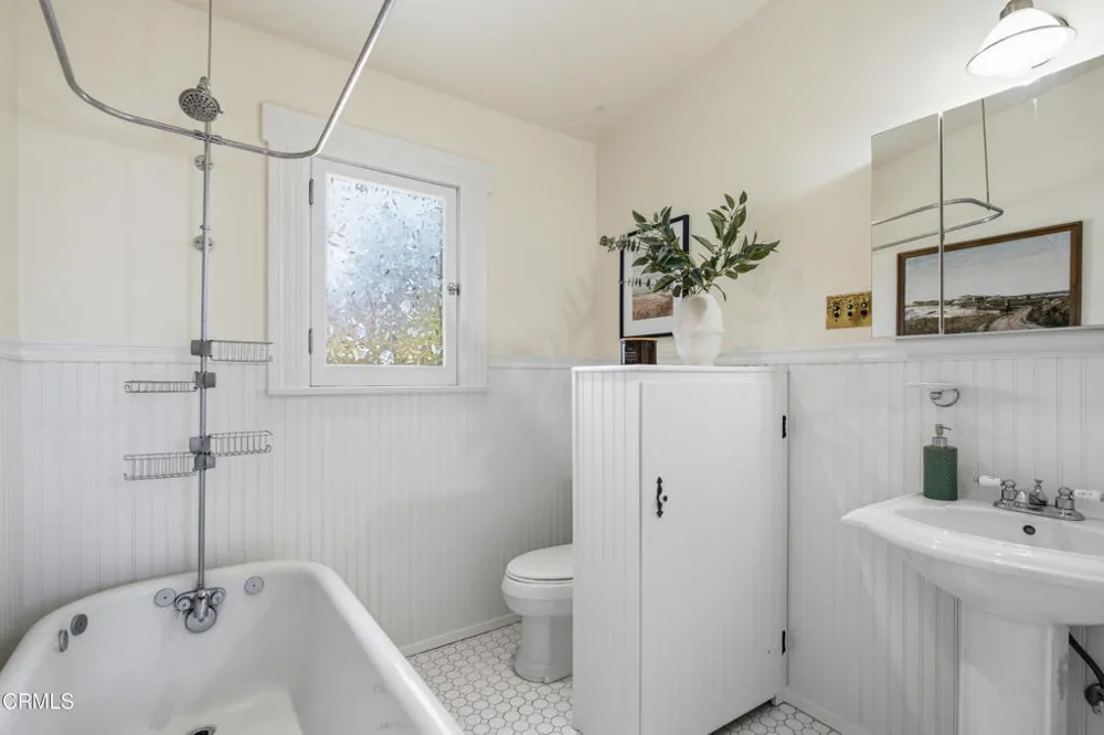 703 S Primrose Avenue Monrovia, CA 91016