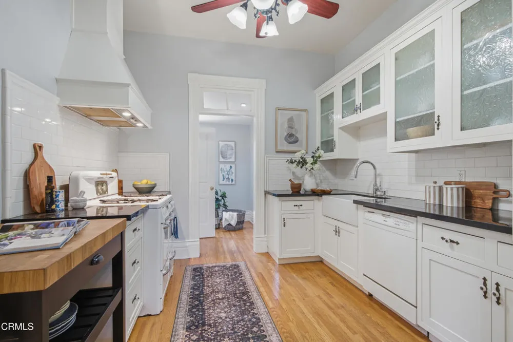 703 S Primrose Avenue Monrovia, CA 91016