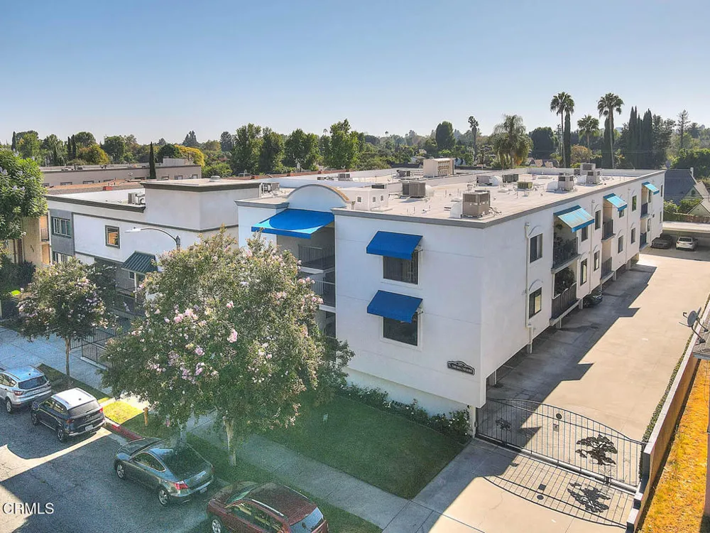 285 S Sierra Madre Boulevard #E Pasadena, CA 91107