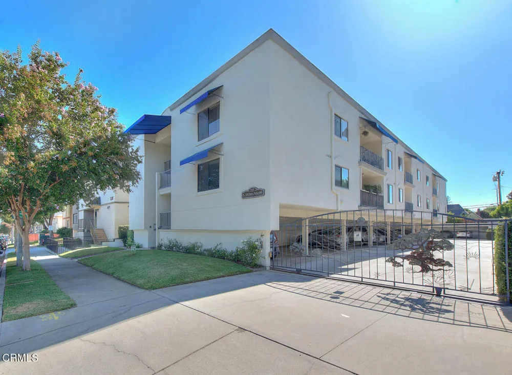 285 S Sierra Madre Boulevard #E Pasadena, CA 91107