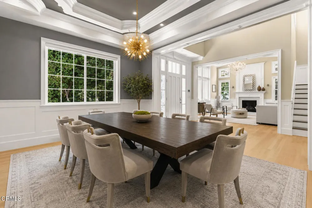10331 Valley Spring Lane Toluca Lake, CA 91602