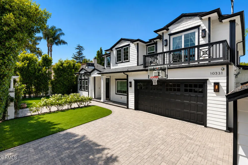 10331 Valley Spring Lane Toluca Lake, CA 91602