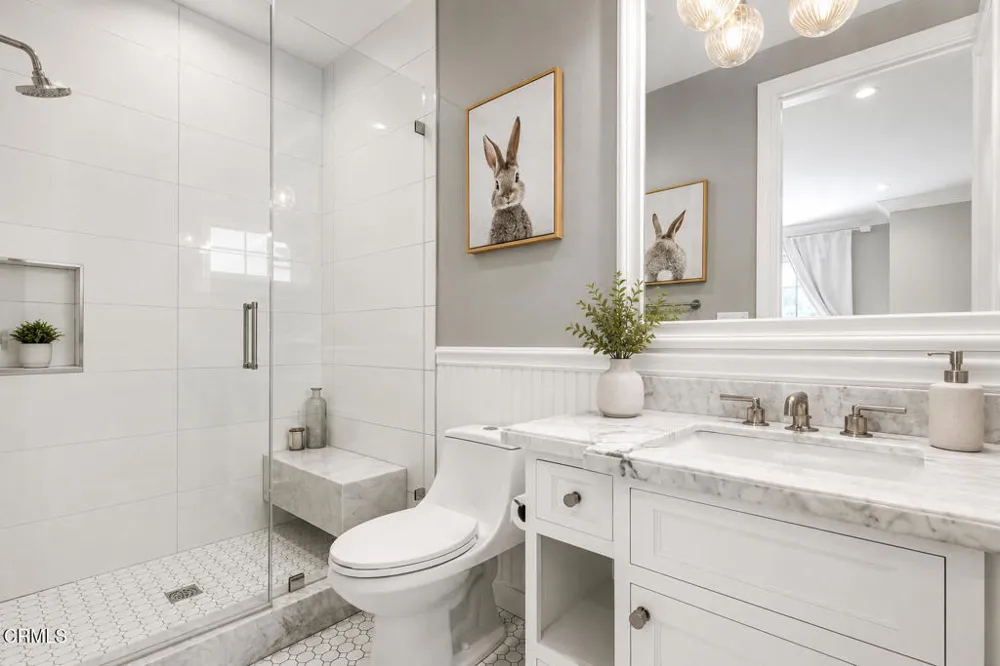 10331 Valley Spring Lane Toluca Lake, CA 91602