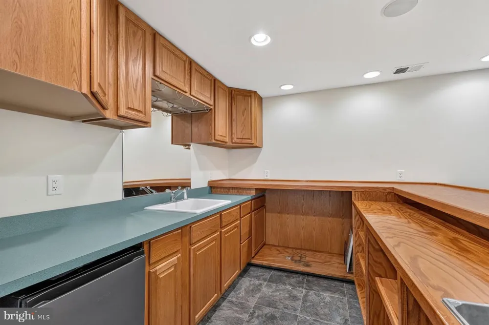 1054 NORFOLK DRIVE La Plata, MD 20646