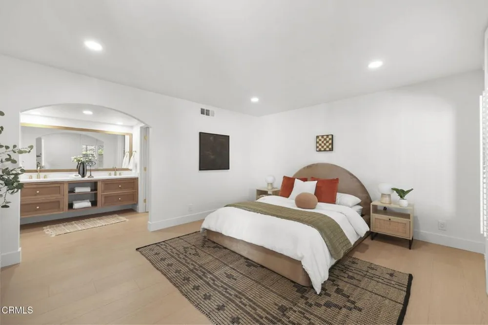 14 Montanas Sud #63 Irvine, CA 92612