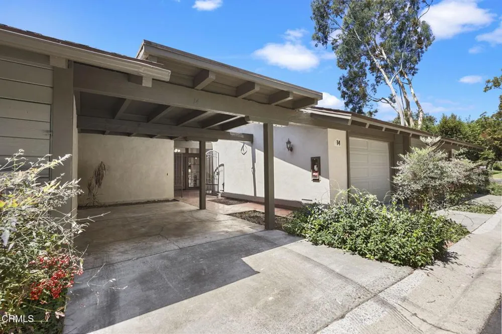 14 Montanas Sud #63 Irvine, CA 92612
