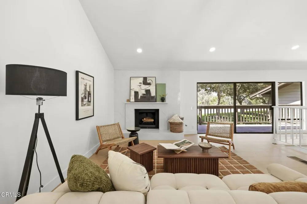 14 Montanas Sud #63 Irvine, CA 92612