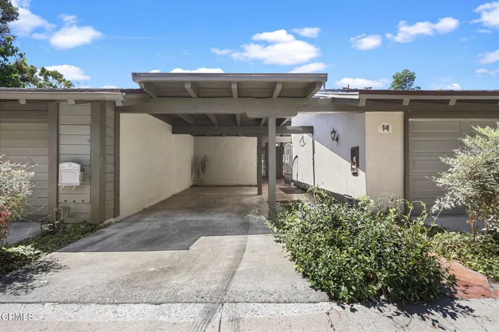 14 Montanas Sud #63 Irvine, CA 92612