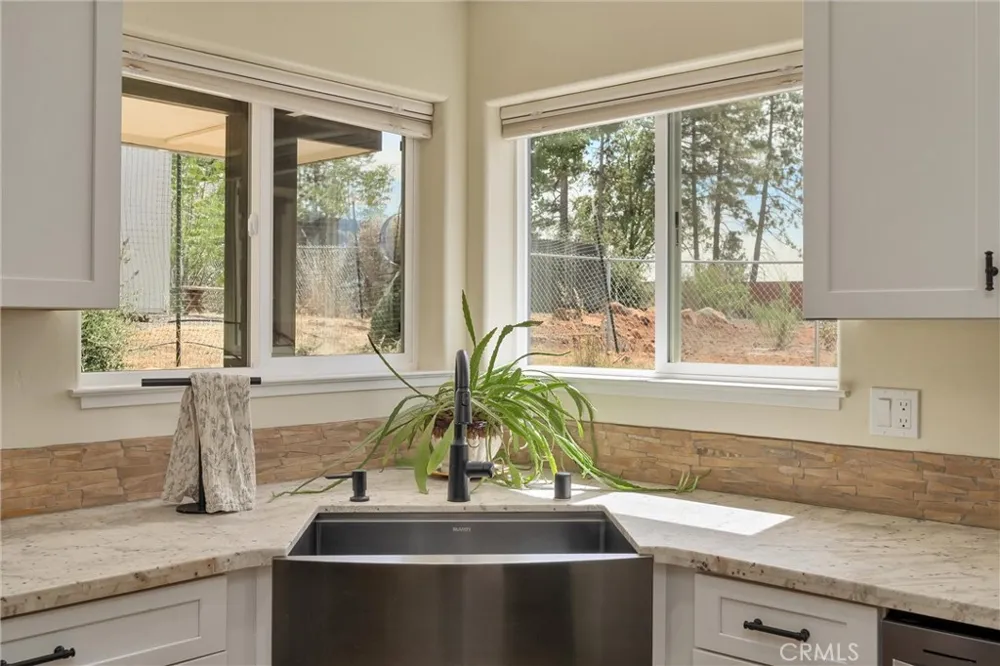1610 Louie Lane Paradise, CA 95969