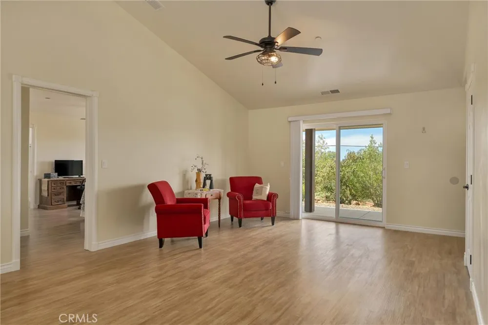 1610 Louie Lane Paradise, CA 95969