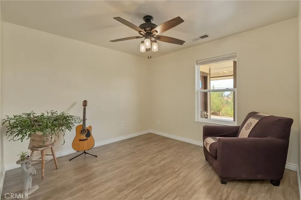 1610 Louie Lane Paradise, CA 95969