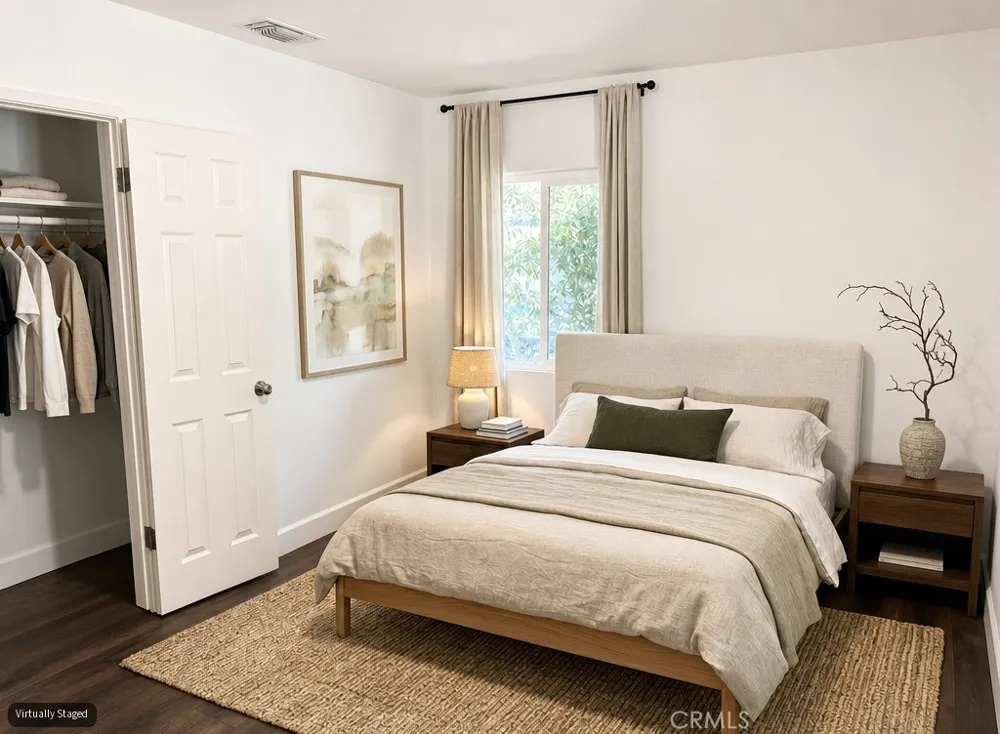 20146 Hartland Winnetka, CA 91306