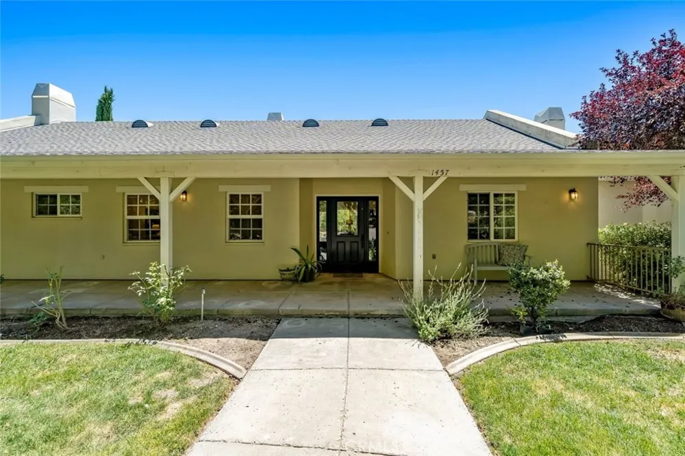 1457 Brambles Court Templeton, CA 93465