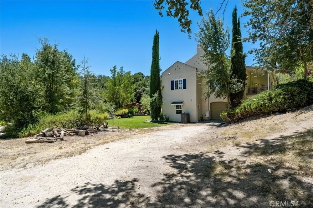 1457 Brambles Court Templeton, CA 93465