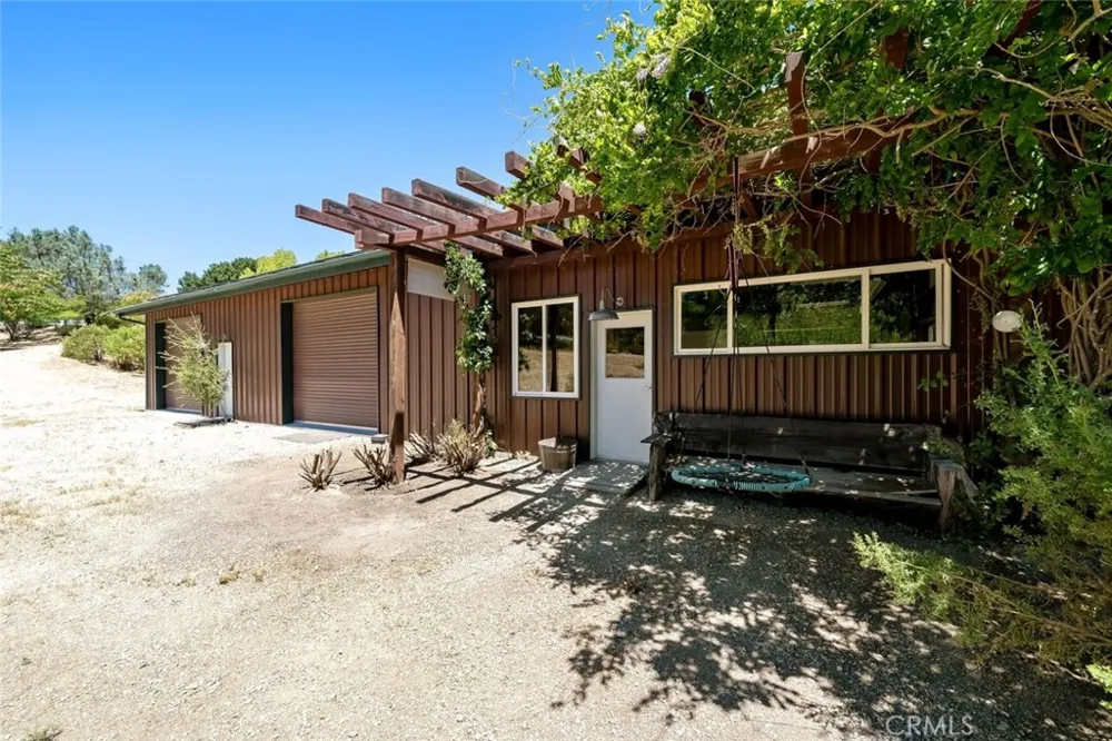 1457 Brambles Court Templeton, CA 93465