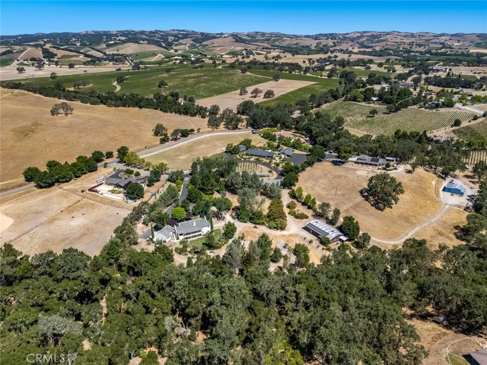 1457 Brambles Court Templeton, CA 93465
