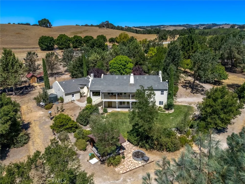 1457 Brambles Court Templeton, CA 93465
