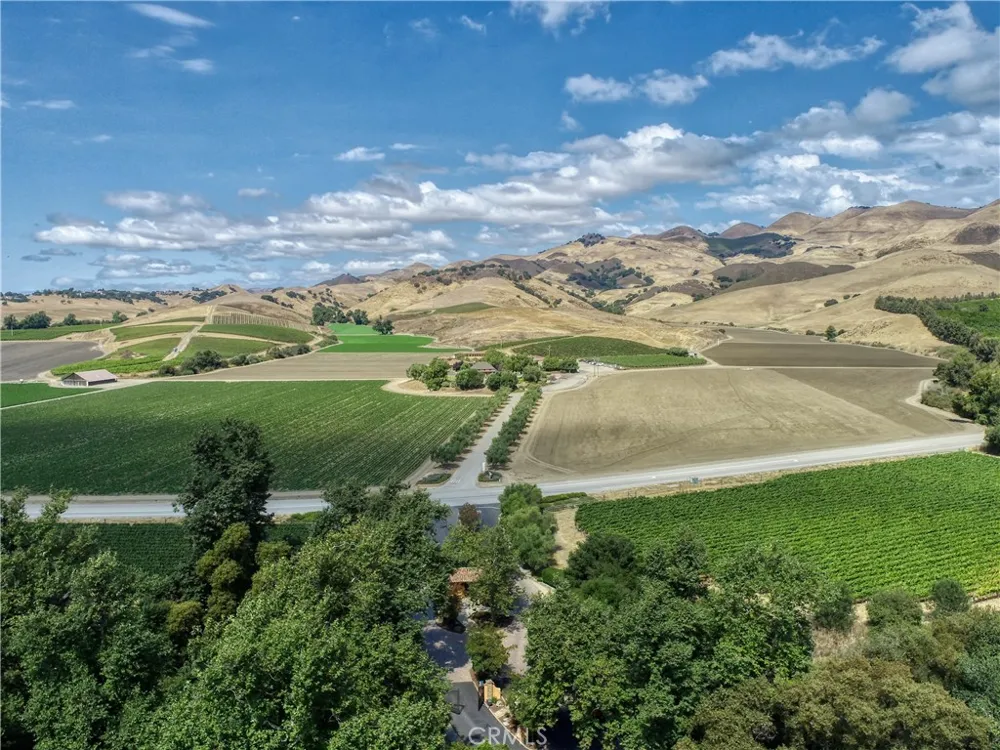 3675 Camino Purisima Arroyo Grande, CA 93420