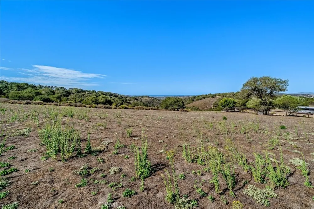 3675 Camino Purisima Arroyo Grande, CA 93420