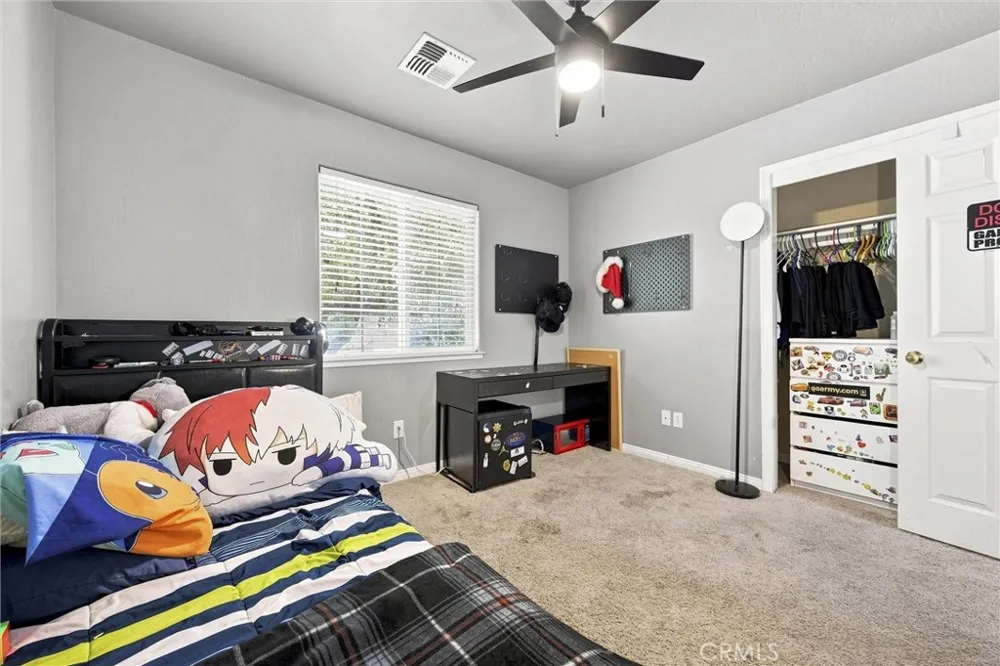 2303 Trentino Bakersfield, CA 93313