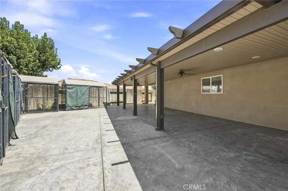 2303 Trentino Bakersfield, CA 93313