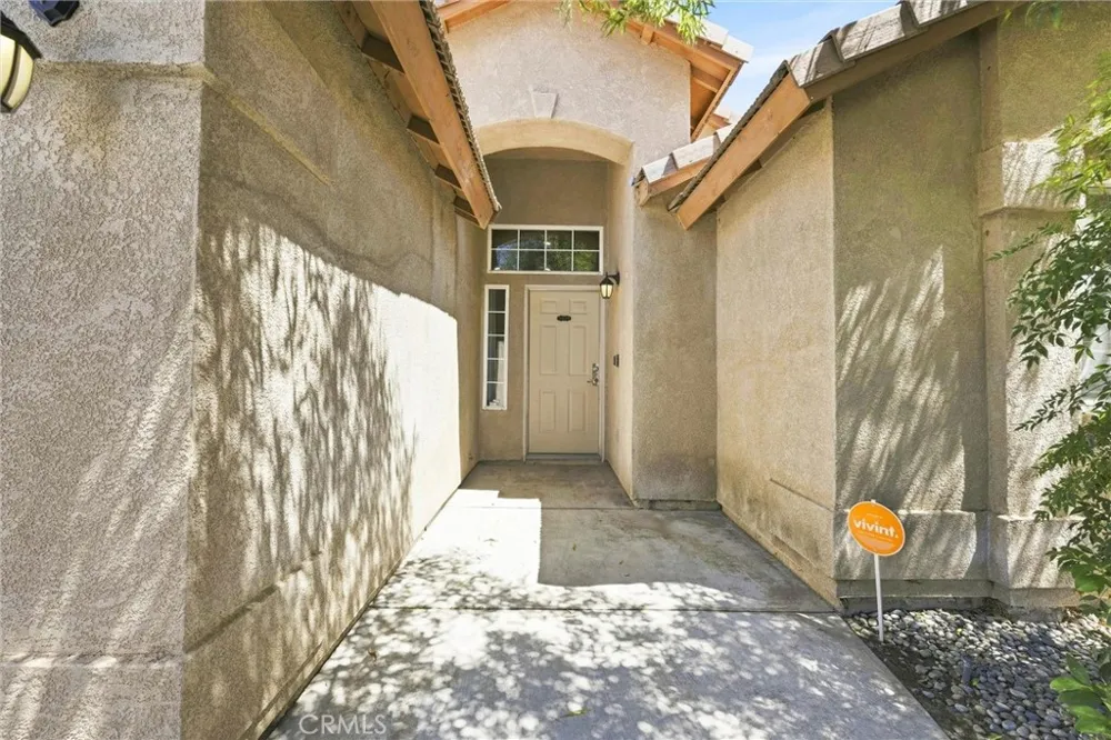 2303 Trentino Bakersfield, CA 93313