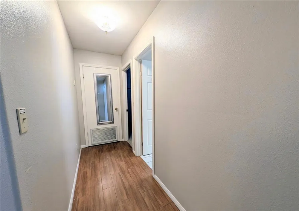 296 8th Grover Beach, CA 93433