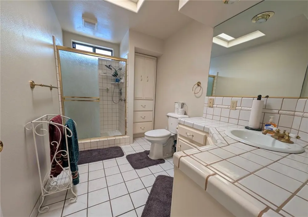 296 8th Grover Beach, CA 93433
