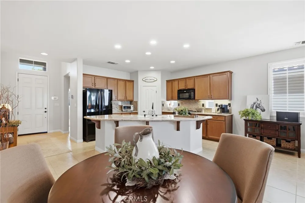 12422 Winger Street Bakersfield, CA 93312