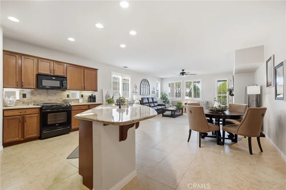 12422 Winger Street Bakersfield, CA 93312