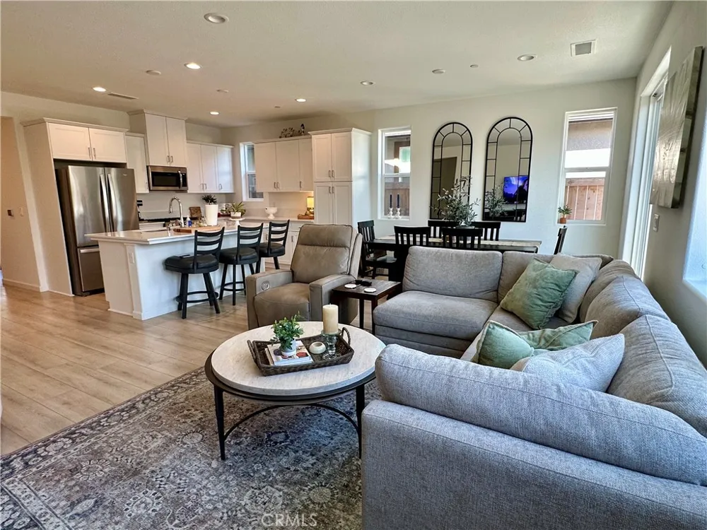 697 Grace Madera, CA 93636