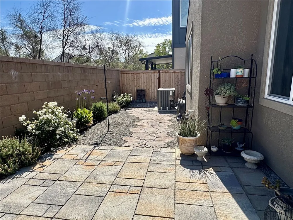 697 Grace Madera, CA 93636