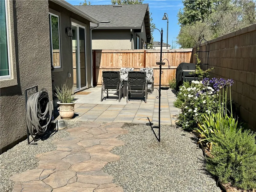 697 Grace Madera, CA 93636