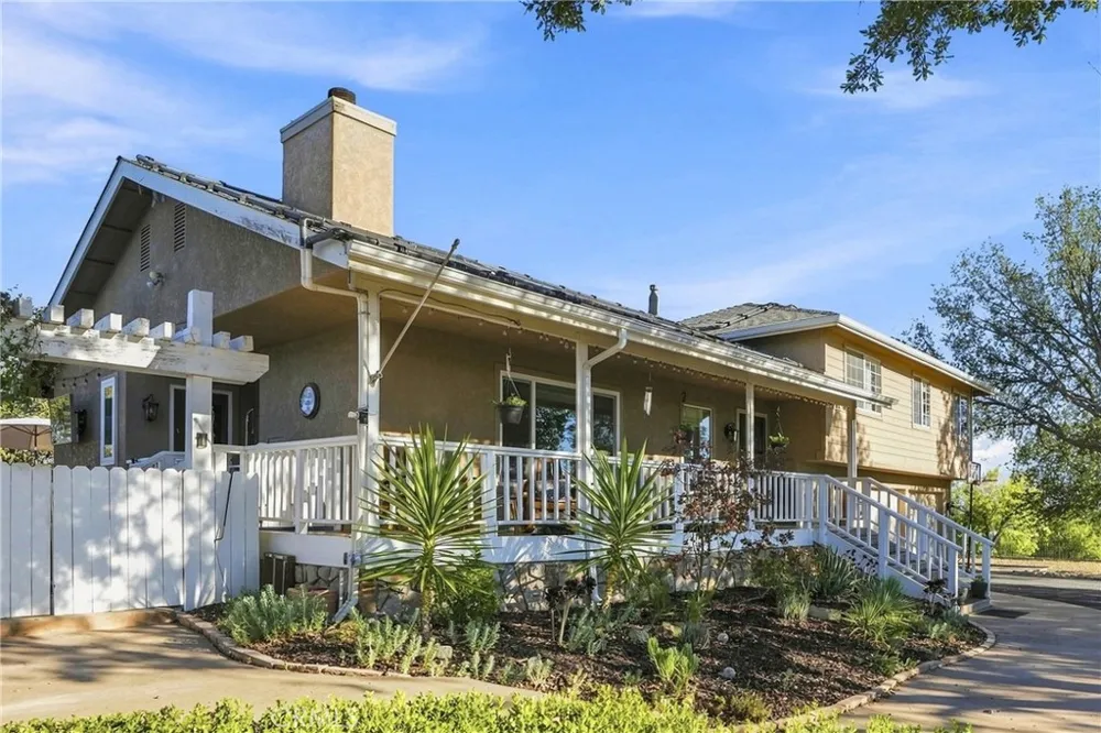 5680 High Ridge Paso Robles, CA 93446