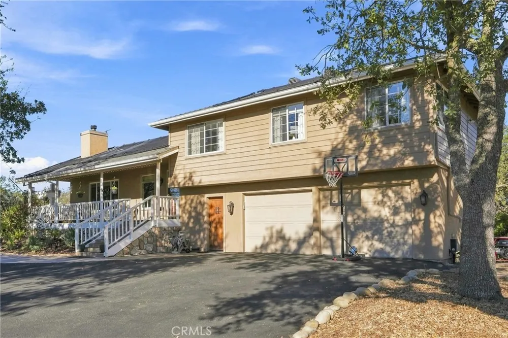 5680 High Ridge Paso Robles, CA 93446