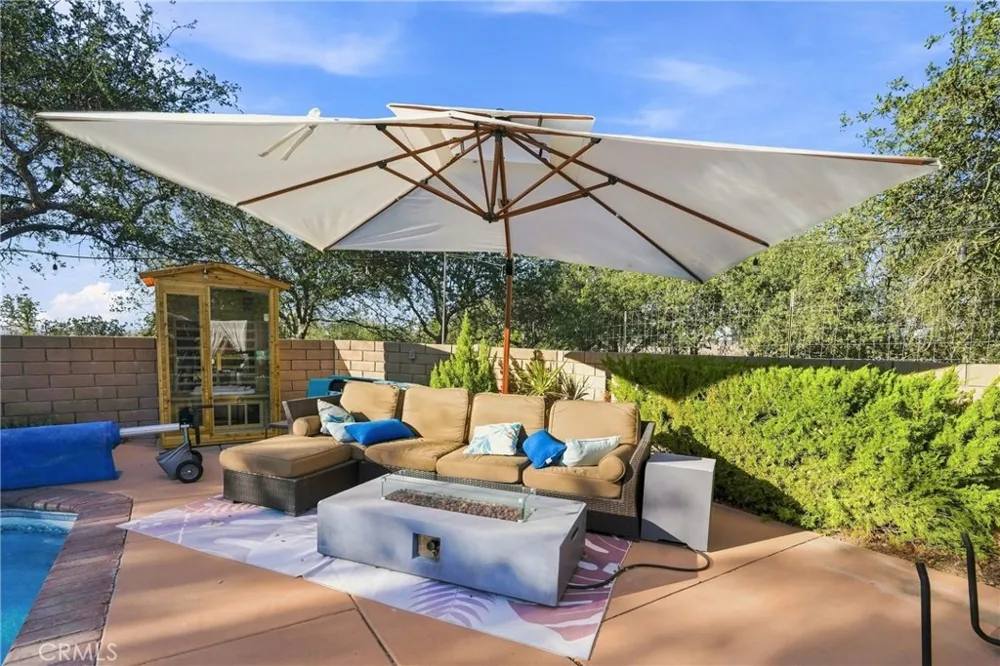 5680 High Ridge Paso Robles, CA 93446