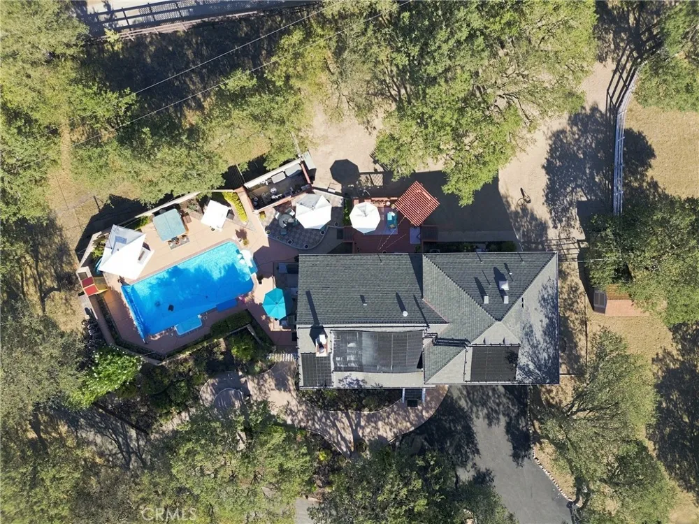 5680 High Ridge Paso Robles, CA 93446