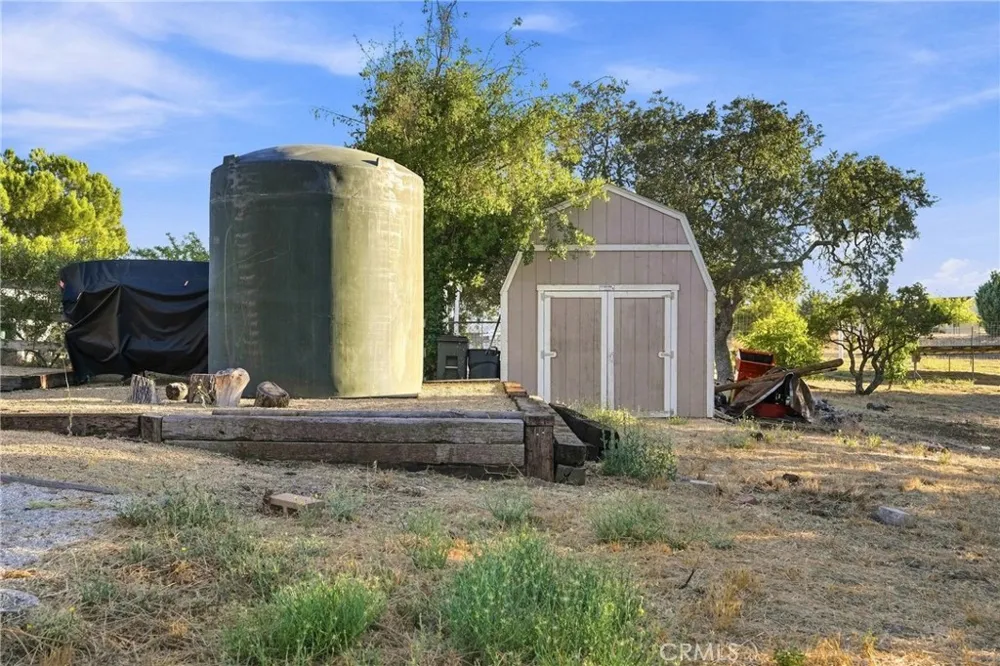 5680 High Ridge Paso Robles, CA 93446