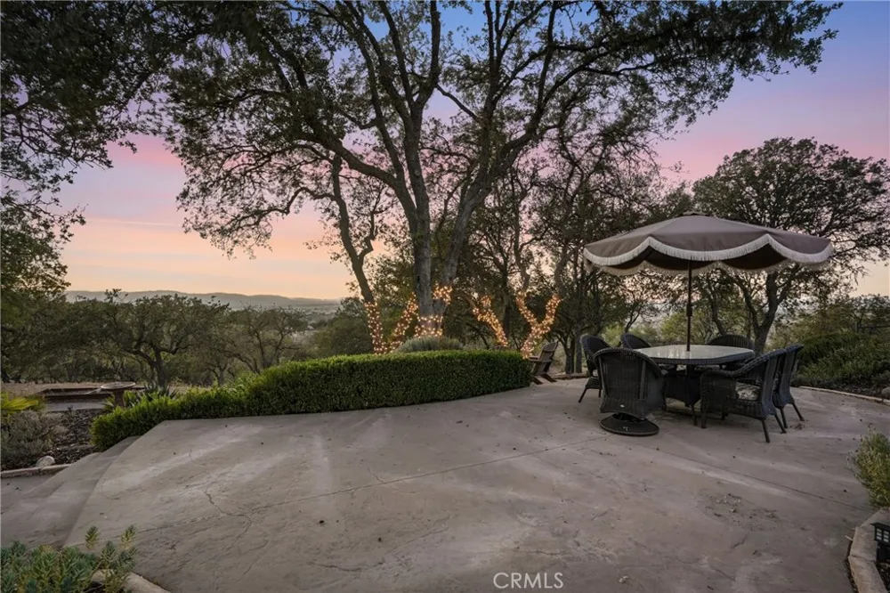 5680 High Ridge Paso Robles, CA 93446